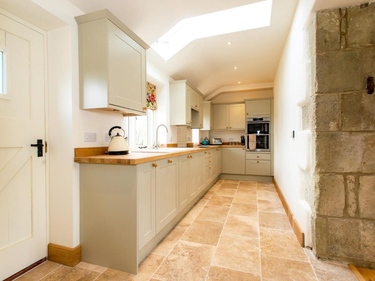 3 Bed In Melbury Abbas 48804 Vila Exterior foto